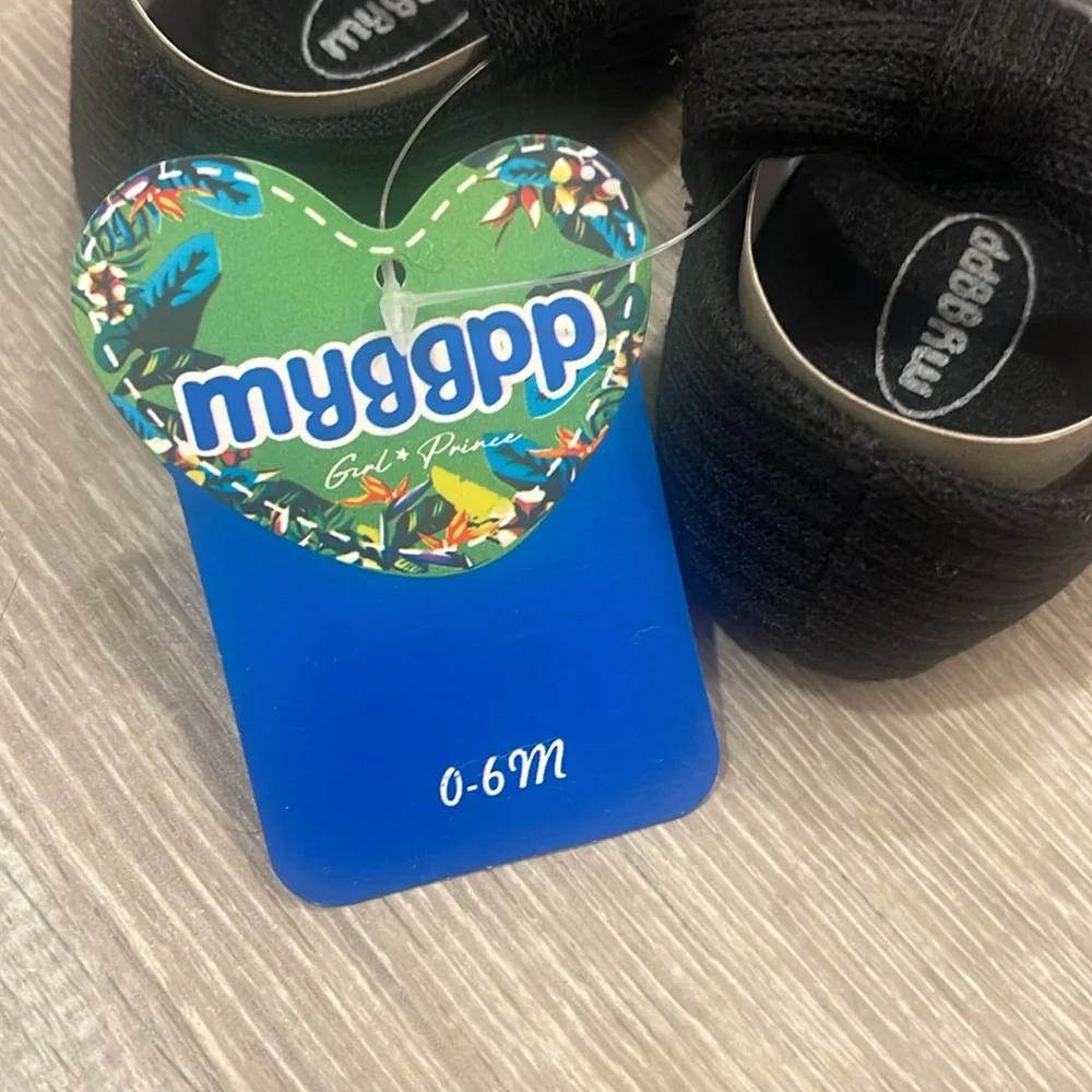 NWT Black Knit Baby Mary Jane Shoes with Bow 0-6 Months